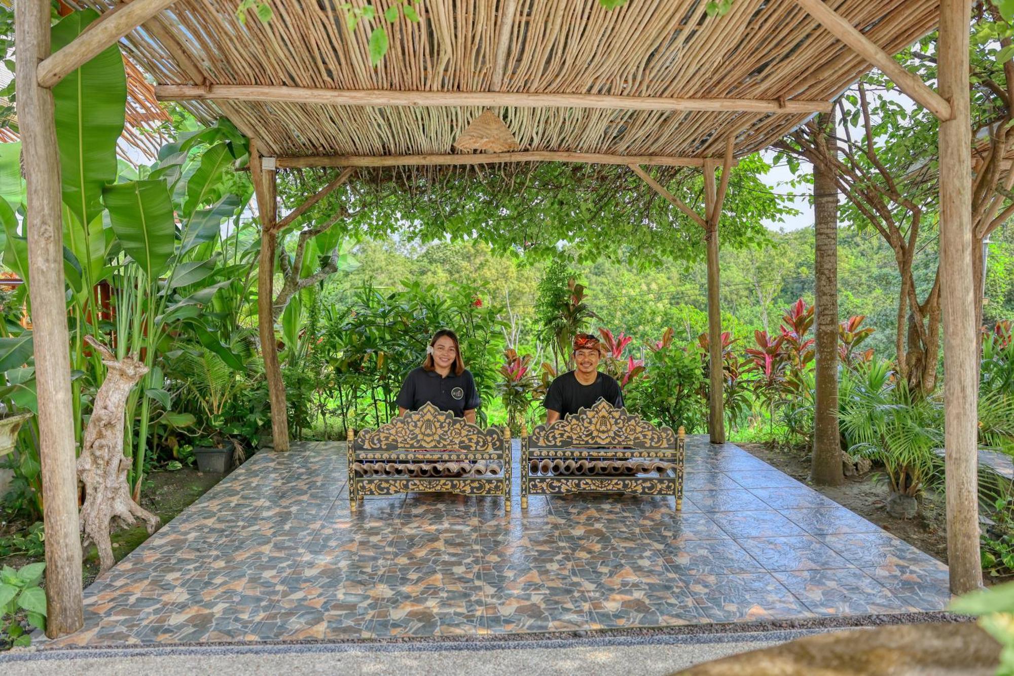 Bagia Bungalows Batumadeg Εξωτερικό φωτογραφία